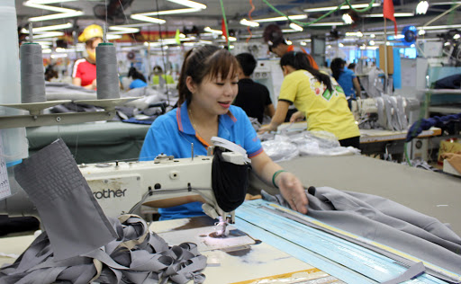 Standard Chartered cung cấp 2,7 triệu USD hỗ trợ May Bắc Giang LGG sản Cwin Đăng Ký + 1888k trang