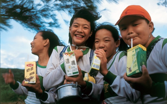 Tetra Pak tiếp tục cam kết không đổi về bảo vệ an toàn Link vào Cwin Cá Cược Thể Thao 2026, con người và tương lai
