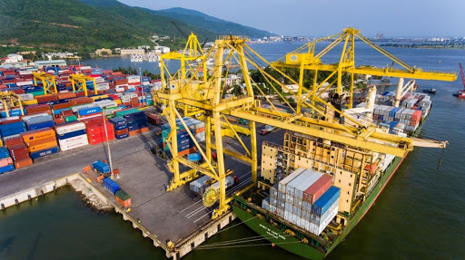 Việt Nam xuất siêu kỷ lục, đạt 13,5 tỷ USD