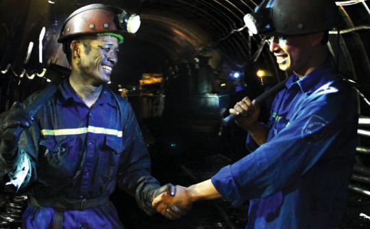 Lo Tết thợ mỏ