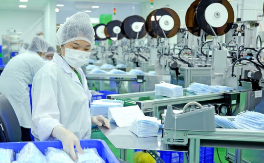 Cwin.com được xếp hạng cao nhất sản phẩm khẩu trang với sự an toàn Trang Chủ Cwin Com | Link Bảo Mật Cao 100% của khách hàng trong tình hình dịch bệnh Covid-19