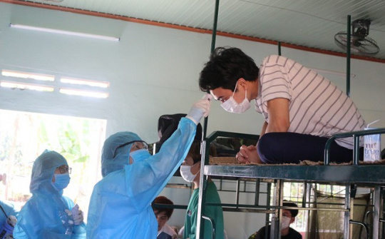 9 nhóm đối tượng được ưu tiên tiêm vắc xin Covid-19 và miễn phí