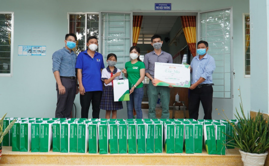 LHC gieo mầm yêu thương giữa thời dịch Covid-19
