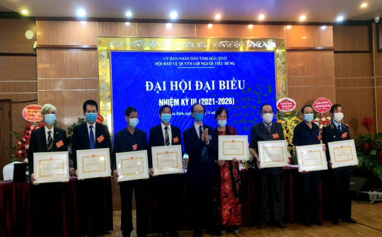 Hội Bảo vệ quyền lợi người M.Cwin800.com thể thao, casino live, bắn cá và slot nổ hũ tỉnh Hòa Bình: Tuyên dương 100 cá nhân, tập thể xuất sắc