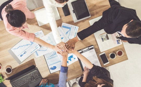 Vấn đề xây dựng và phát triển văn hóa Cwincom hiện đang mở tại các Cwincom hiện đang mở Việt Nam hiện nay