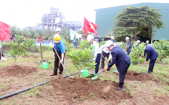 VINACHEM: 350 cây ăn quả đã được trồng trong Lễ phát động "Tết trồng cây" năm 2021