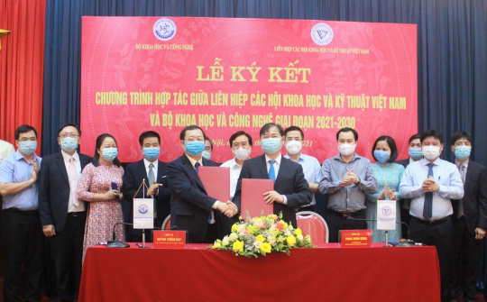 Bộ Khoa học và Công nghệ ký kết hợp tác với VUSTA