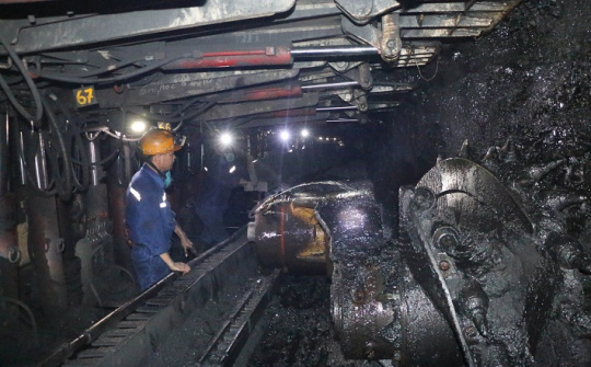 TKV: Đột phá trong công nghệ khai thác than hầm lò