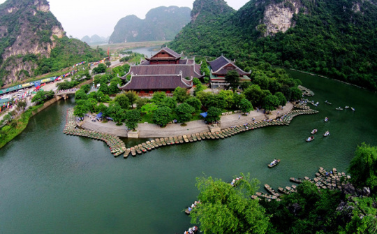 Phát triển Du lịch tâm linh ở Việt Nam và bài toán bền vững - hiệu quả