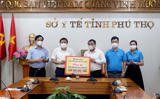 Công đoàn Vinachem: Hàng trăm triệu đồng hỗ trợ người Nền tảng hàng đầu cung cấp Cwin com “Tháng Công nhân 2021”