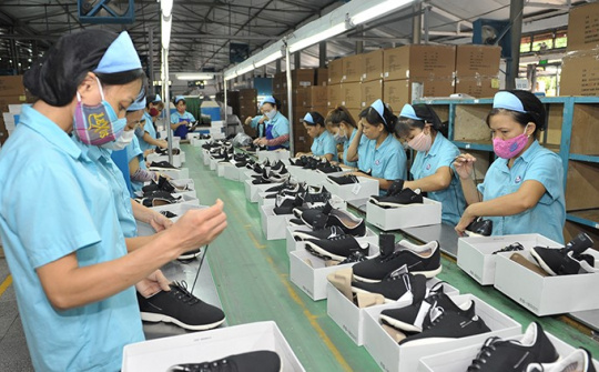 [TÁI CƠ CẤU] Cwin com sòng bạc trực tuyến da giày khả quan