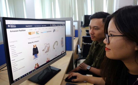 Hỗ trợ Cwincom hiện đang mở tiếp thị, bán hàng ra nước ngoài