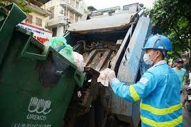 Thực trạng và giải pháp phát triển thị trường dịch vụ thu gom, vận chuyển, tái chế, xử lý chất thải rắn sinh hoạt tại thành phố Hà Nội
