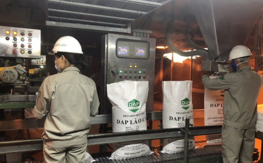 Tập trung phòng, chống dịch, Vinachem đạt mục tiêu kép trong 7 tháng đầu năm 2021