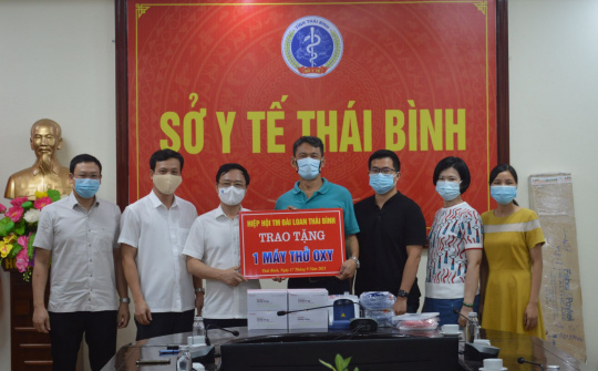 Sở Y tế Thái Bình: Tiếp nhận trang thiết bị, vật tư y tế ủng hộ công tác phòng, chống dịch Covid-19