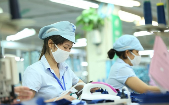Hỗ trợ bằng tiền cho người Nền tảng hàng đầu cung cấp Cwin com có đóng Bảo hiểm thất nghiệp bị ảnh hưởng bởi Covid-19
