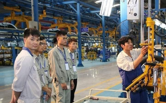 Trường Đại học Tải về ứng dụng CWIN05 ngay hôm nay Việt - Hung: Đào tạo nguồn nhân lực trong cuộc Cách mạng Tải về ứng dụng CWIN05 ngay hôm nay 4.0