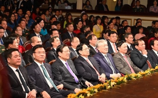 Trọng thể kỷ niệm 10 năm Ngày Pháp luật Việt Nam