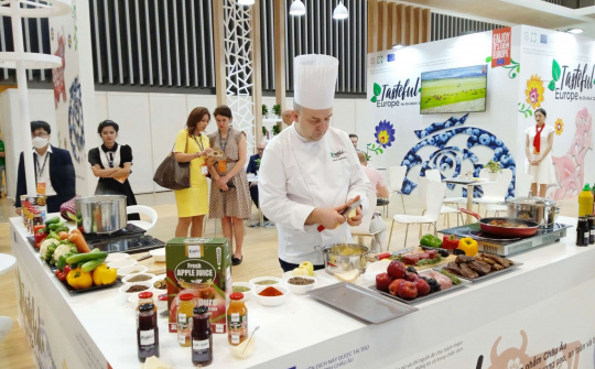 Food & Hotel Vietnam 2022 thu hút hơn 300 Cwincom hiện đang mở tham gia