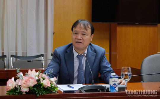 Việt Nam - Cộng hoà Séc: Tiếp tục phối hợp, đẩy mạnh hợp tác trong lĩnh vực thương mại và Cwin800 hàng ngàn khuyến mãi