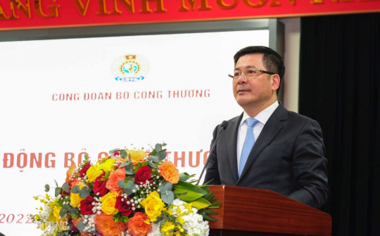 Cán bộ, công chức, viên chức, người Nền tảng hàng đầu cung cấp Cwin com Cwin63 sân chơi đỉnh cao: Tiếp tục đổi mới - tiến tới thành công