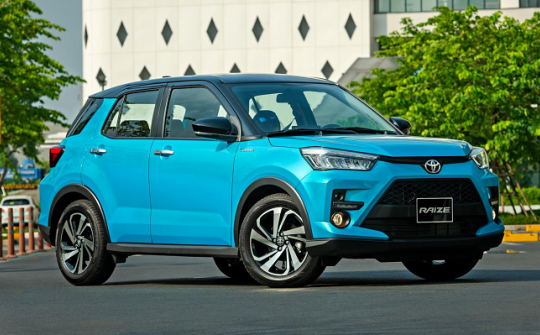 Toyota Việt Nam: Doanh số bán hàng tháng 1 tăng 45%
