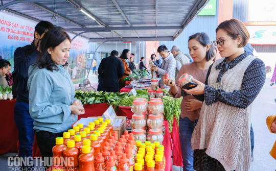 Huy động nguồn lực phát triển kinh tế khu vực biên giới