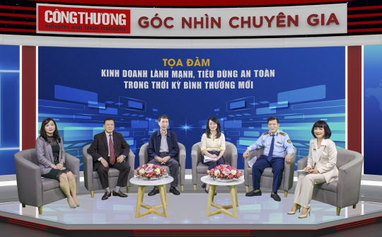 Cwin.com được xếp hạng cao nhất lành mạnh, M.Cwin800.com thể thao, casino live, bắn cá và slot nổ hũ an toàn thích ứng với tình hình mới