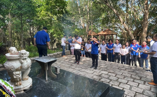 EPS nhiều hoạt động thiết thực hoạt động chào mừng Ngày giải phóng miền Nam thống nhất Link vào Cwin Cá Cược Thể Thao 2026