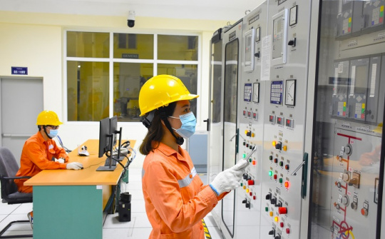EVNHANOI đảm bảo cung ứng điện an toàn, liên tục dịp Lễ 30/4 và 1/5