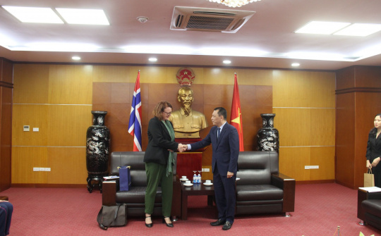 Việt Nam - Na Uy: Thắt chặt hợp tác hai bên trong việc phát triển ngành năng lượng