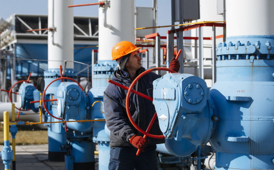 Giá dầu giảm bất chấp lo ngại về gián đoạn nguồn cung