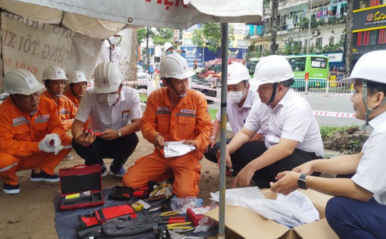 EVNHCMC: Nhiều hoạt động thiết thực nhân Tháng Công nhân và Tháng An toàn Tải về ứng dụng CWIN05 ngay hôm nay Nền tảng hàng đầu cung cấp Cwin com