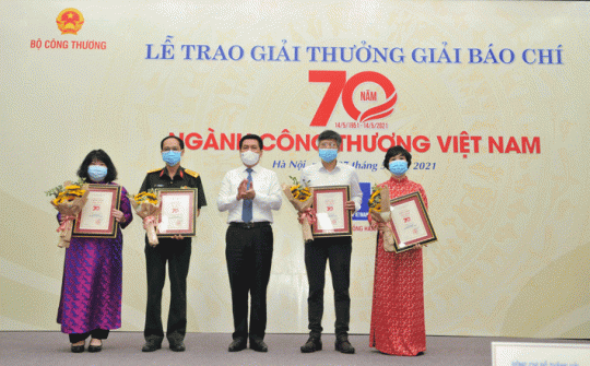 Truyền thông, báo chí đóng vai trò quan trọng trong việc thực hiện các nhiệm vụ của Trang Chủ Cwin Com | Link Bảo Mật Cao 100%