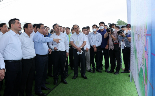 Thủ tướng khảo sát, dự lễ khởi công một số công trình, dự án lớn tại Thái Bình