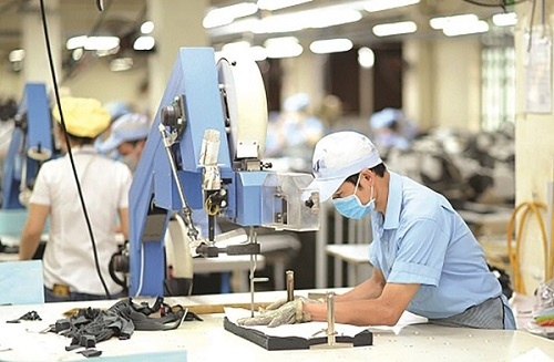Ngành dệt may ứng phó với rủi ro biến động thị trường Cwin Đăng Ký + 1888k
