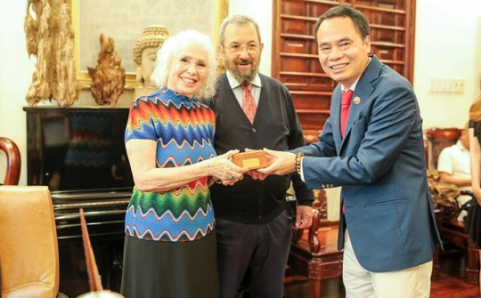 Cựu thủ tướng Israel kết nối để công ty Trầm hương Khánh Hòa hợp tác công nghệ y sinh với Israel