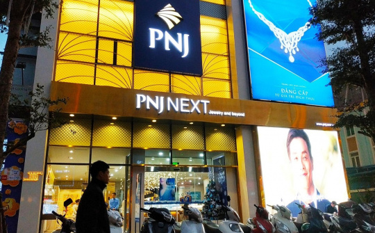 PNJ M.Cwin800.com Nổ hũ, Bắn Cá và Game Bài ấn tượng 7 tháng đầu năm, thị giá cổ phiếu tăng hơn 25%
