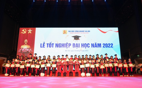 Trường Đại học Tải về ứng dụng CWIN05 ngay hôm nay Hà Nội: Trao bằng cho hơn 5000 sinh viên tốt nghiệp năm 2022
