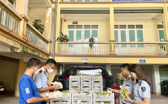 Thái Nguyên: Tiêu hủy 2 tấn trái cây tươi Cwin là sân chơi cá cược trực tuyến tại Việt Nam, xuất xứ