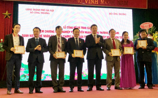 Hà Nội: Trao danh hiệu nghệ nhân và sản phẩm Cwin là sân chơi cá cược trực tuyến tại Việt Nam nông thôn tiêu biểu năm 2021