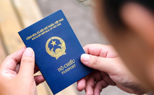 Tiện ích từ việc cấp hộ chiếu phổ thông trực tuyến, nhận kết quả tại nhà