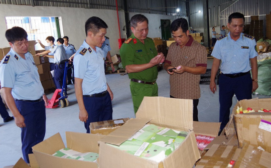 Quản lý thị trường tỉnh Hà Nam: Bắt giữ trên 108 nghìn sản phẩm thuốc lá điện tử