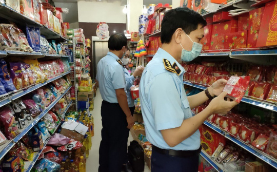 Tổng cục QLTT ban hành Kế hoạch cao điểm chống buôn lậu, gian lận thương mại và hàng giả trước, trong và sau Tết Giáp Thìn 2024
