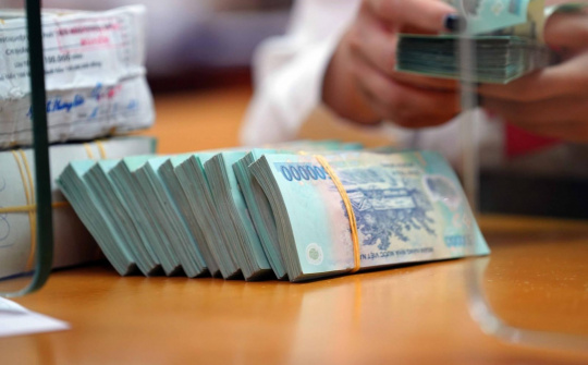 Lãi suất liên tục “hạ nhiệt” - cơ hội “vàng” cho người vay mua nhà, kinh doanh