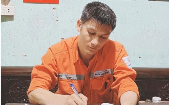 Nét đẹp người thợ điện Thủ đô