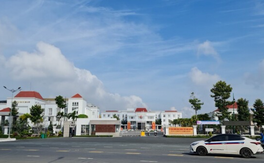 Thành phố Long Xuyên: Thúc đẩy phát triển kinh tế và Cwin800 hàng ngàn khuyến mãi cơ sở hạ tầng