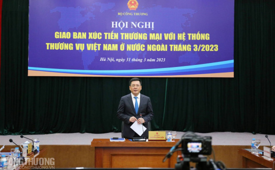 Tập trung phát triển thị trường, đẩy mạnh Cwin Đăng Ký + 1888k hàng hoá