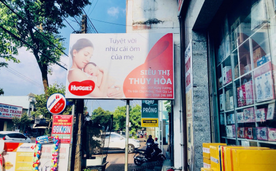 Tự gắn biển “Siêu thị” để lừa dối người M.Cwin800.com thể thao, casino live, bắn cá và slot nổ hũ