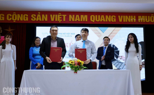 Học viện Phụ nữ Việt Nam tăng cường hợp tác với Cwincom hiện đang mở ngành công nghệ thông tin